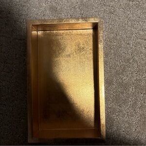 Caspari Gold Lacquer Guest Towel Holder 8x5 Interior